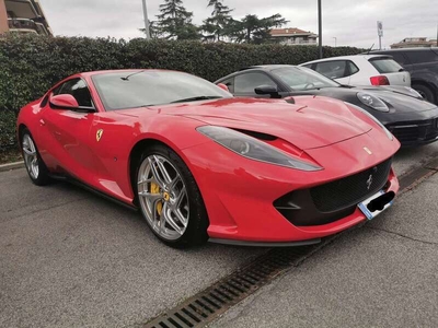 Usato 2018 Ferrari 812 6.5 Benzin 799 CV (335.000 €)