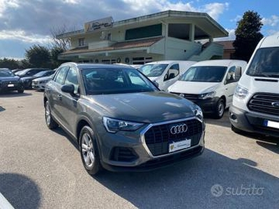 AUDI Q3 35 TDI S tronic Business NAVIGATORE