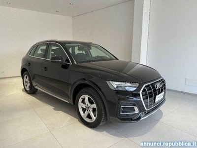 Audi Q5 40 2.0 tdi mhev 12V Business Advanced quattro s-tronic