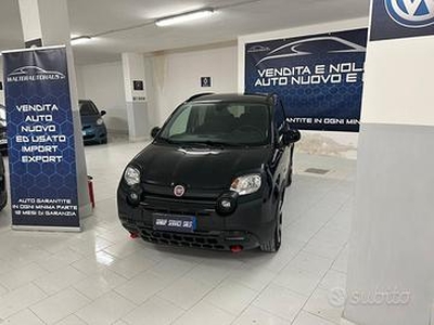 Fiat Panda 1.0 FireFly S&S Hybrid City Cross KM 0