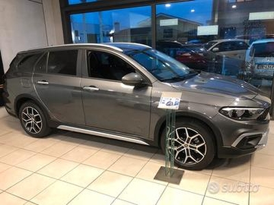 Fiat Tipo 1.5 Hybrid DCT SW Cross Km0