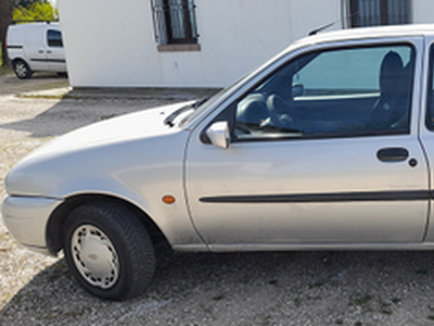 Ford Fiesta grigio met. benzina anno immatr. 1999