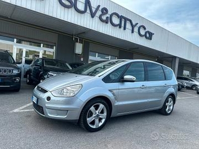 FORD SMAX