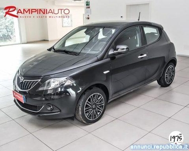 Lancia Y 1.0 FireFly Hybrid Gold Ok Neopatentati km 57.000 Gubbio