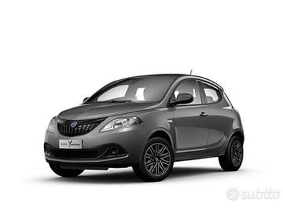 Lancia Ypsilon 1.0 70cv Hybrid - DA IMMATRICOLARE