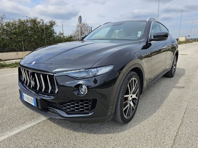 Maserati Levante V6