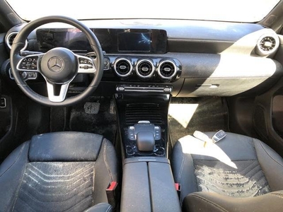 MERCEDES CLASSE A SEDAN D SEDAN 2.0 116CV EXECUTIVE AUTOMATIC *ALLUVIONATA