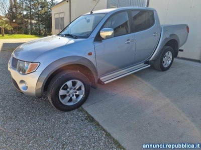 Mitsubishi L200 2.5 DI-D/136CV Double Cab Intense Tertenia