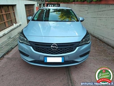 Opel Astra Sports Tourer 1.6 cdti Innovation 136cv - Autom. Milano