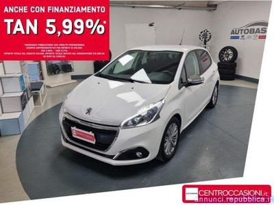 Peugeot 208 PureTech 82 5 porte Allure Brescia