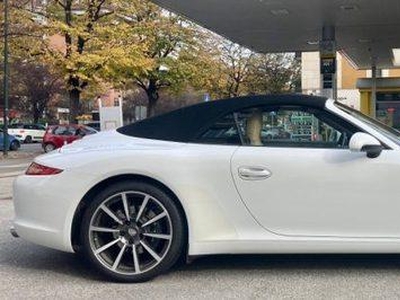 Porsche 911 3.4 Carrera 4 Cabriolet Torino