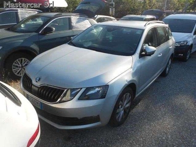 SKODA OCTAVIA Wagon 2.0 tdi Executive 150cv dsg - targa FS602MX