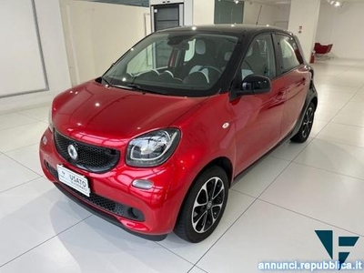 Smart ForFour 70 1.0 Youngster Paese