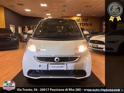 Smart ForTwo 1000 52 kW MHD coupé passion Rho