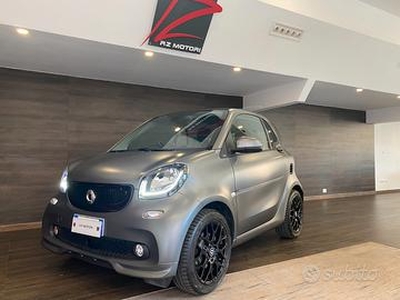 Smart forTwo km 8.642 SUPERPASSION+NAVI+LED-ITALIA