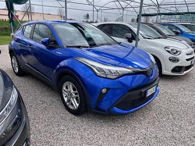 TOYOTA C-HR 1.8 Hybrid E-CVT Active