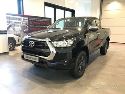 TOYOTA Hilux 2.4 D-4D 4WD M Extra Cab Lounge MY'