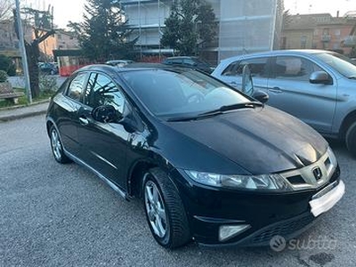 Vendo Honda Civic ottava serie sport