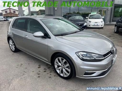 Volkswagen Golf 2.0 TDI 5p. Highline BlueMotion Technology Spinea