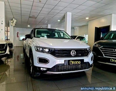 VOLKSWAGEN - T-Roc 1.6 ADVANCED SILVER METALLIC