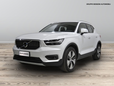 Volvo XC40 T5