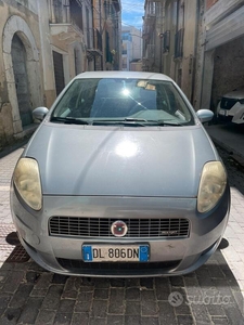 Usato 2008 Fiat Grande Punto Diesel (1.500 €)