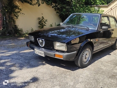 Alfa Romeo Alfetta 2000 anno 1983