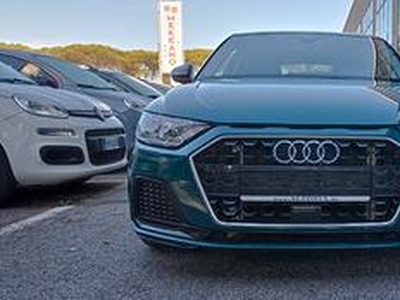 Audi A1 Audi A1 SPORTBACK 30 TFSI Admired AUTOMATI