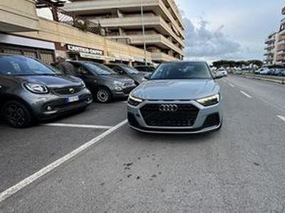 Audi A1 SPB 30 TFSI S tronic Admired AVANGARDE FUL