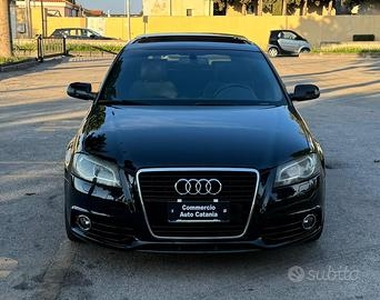 Audi A3 Sportback 2.0 TDI S-LINE/TETTO APRIBILE