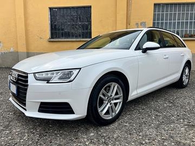 AUDI A4 Avant 2.0 TDI 150 CV S tronic Business