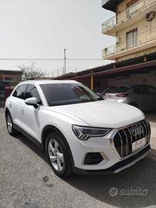 Audi Q3 2.0 TDI 150 CV S line Edition