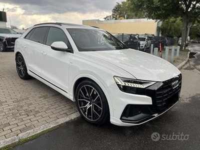 AUDI Q8 50 TDI 286 CV quattro tip. S line +22