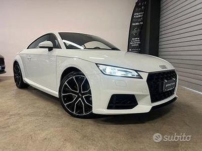 Audi TT 40 tfsi s-tronic 2.0 197cv