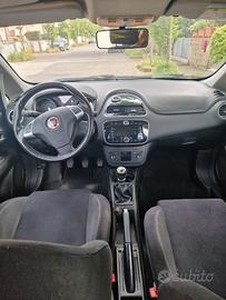 FIAT Punto - 2014