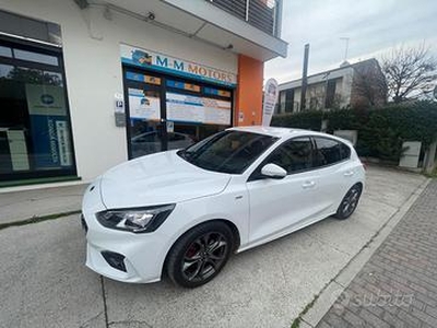 FORD Focus ST LINE X IN PROMO