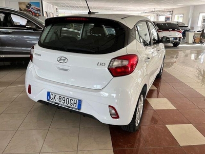 HYUNDAI I10 1.0 MPI AT Tech + Connect Pack