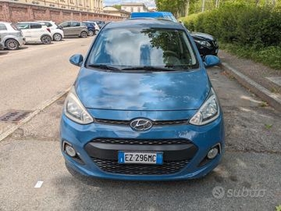 HYUNDAI i10 2ª serie - 2015