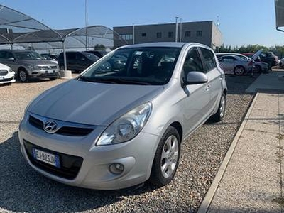 HYUNDAI i20 1.2 5p. Sound Edition