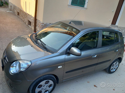 Kia picanto 1.0 benzina neopatentati affare