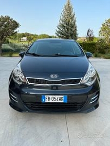 Kia Rio 1.1 - 2015