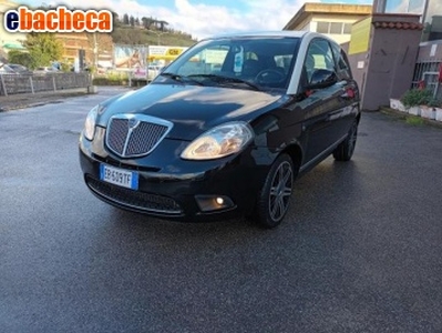 Lancia - ypsilon 1.2..