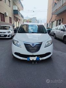 Lancia Ypsilon 1.2 benzina