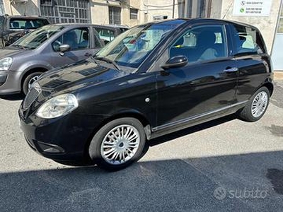 LANCIA Ypsilon 1.2 Versus