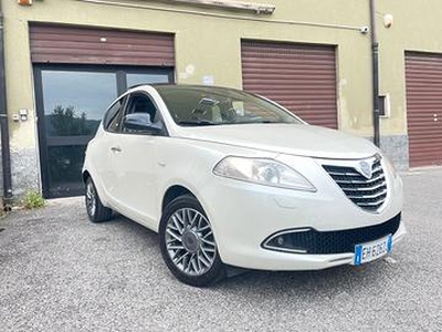 Lancia Ypsilon 1.3 MJT 16V 95 CV 5 porte S&S Plati