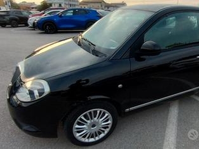 Lancia Ypsilon 1.4 Diva Ecochic GPL