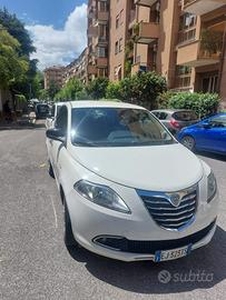 Lancia Ypsilon 2011