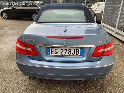 MERCEDES CLASSE E BERLINA E Cabrio 250 cdi be Avantgarde - targa EG278JB