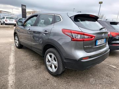 Nissan Qashqai 1.5 dCi 115 CV DCT Tekna navi camer