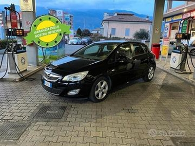 Opel Astra 1.4 Turbo 140CV 5 porte GPL Tech Cosmo